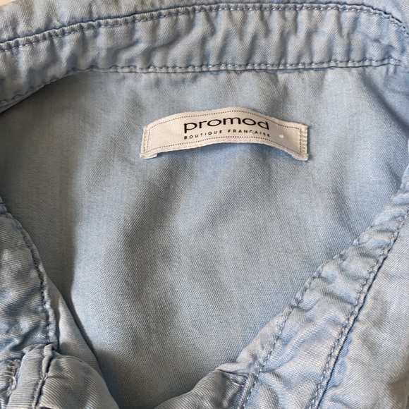 Promod women’s soft flowy chambray button up shirt. Medium - Picture 4 of 7